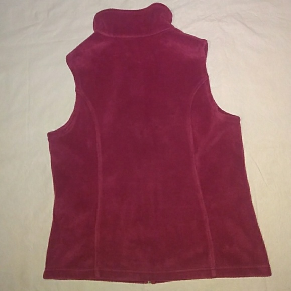 NWOT Columbia Cozy Warm  Fuchsia Fleece Vest Never Worn! - Picture 3 of 8
